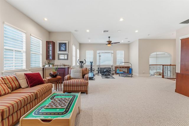 18901 LAKES EDGE WAY, Odessa, FL 33556
