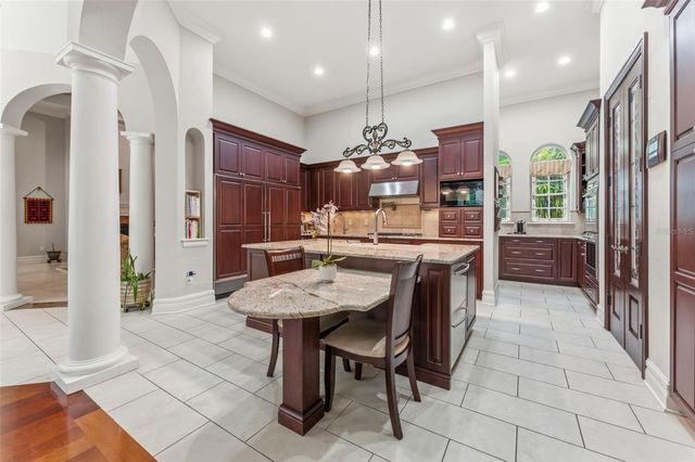 18901 LAKES EDGE WAY, Odessa, FL 33556