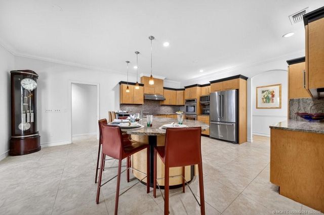 5222 SW Bimini Circle N, Palm City, FL 34990