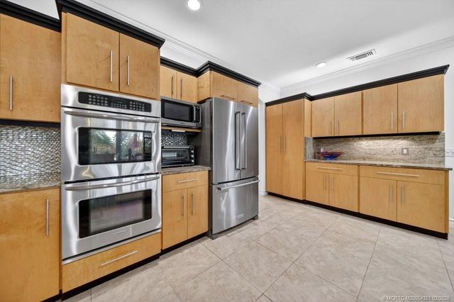 5222 SW Bimini Circle N, Palm City, FL 34990