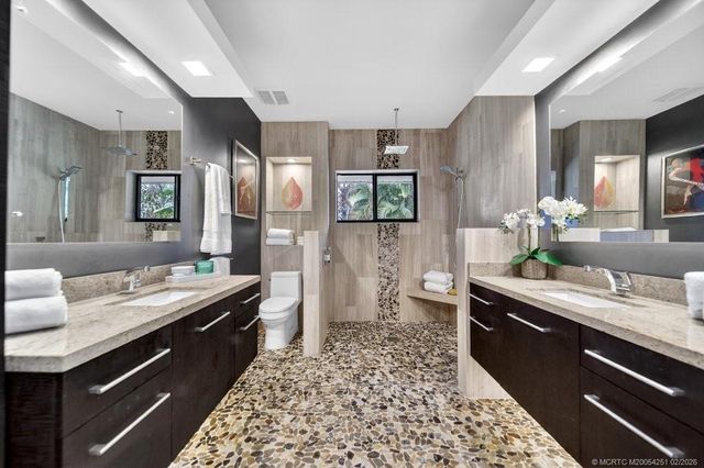 5222 SW Bimini Circle N, Palm City, FL 34990