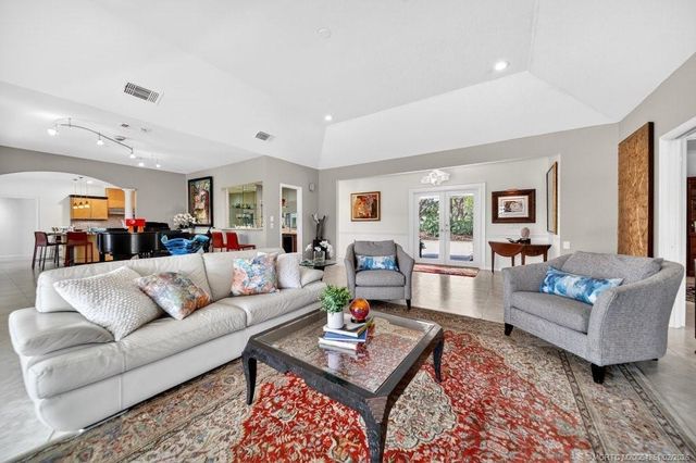 5222 SW Bimini Circle N, Palm City, FL 34990