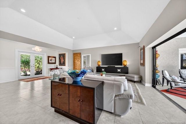 5222 SW Bimini Circle N, Palm City, FL 34990