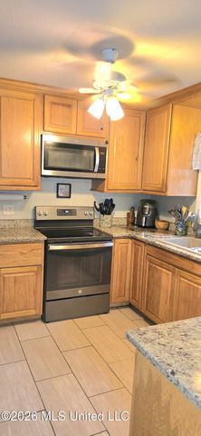 1208 Hickory Hill Drive, Gautier, MS 39553
