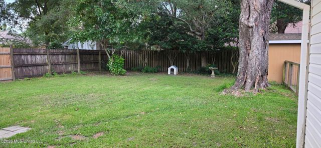 1208 Hickory Hill Drive, Gautier, MS 39553