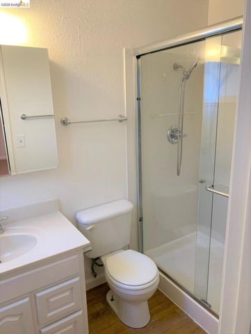 257 Poplar Ave, Hayward, CA 94541