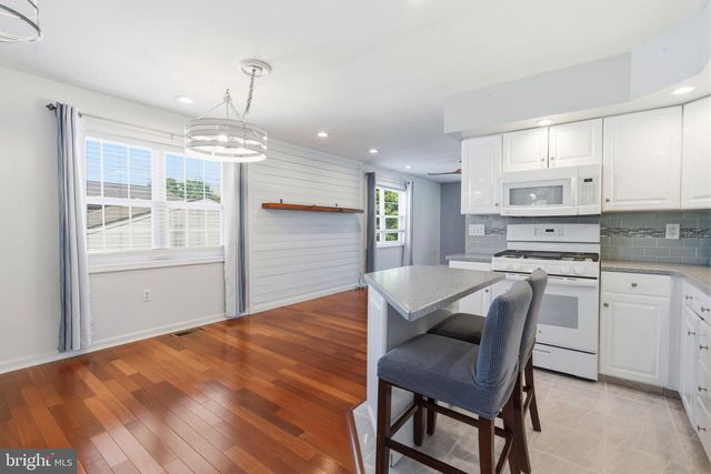 9223 MARSDEN ST, Philadelphia, PA 19114