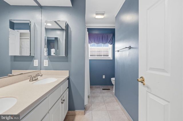9223 MARSDEN ST, Philadelphia, PA 19114