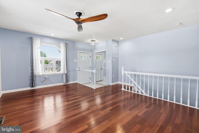 9223 MARSDEN ST, Philadelphia, PA 19114