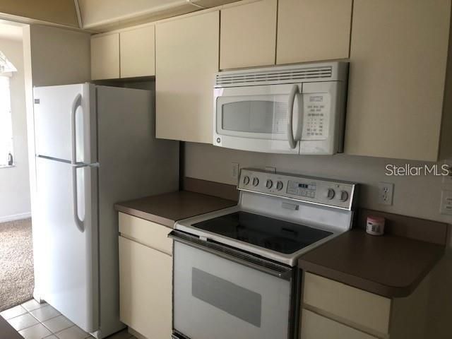 2125 PUEBLO CIRCLE V-7, Sarasota, FL 34231