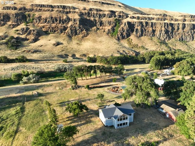 820 Biggs Rufus Hwy, Rufus, OR 97050