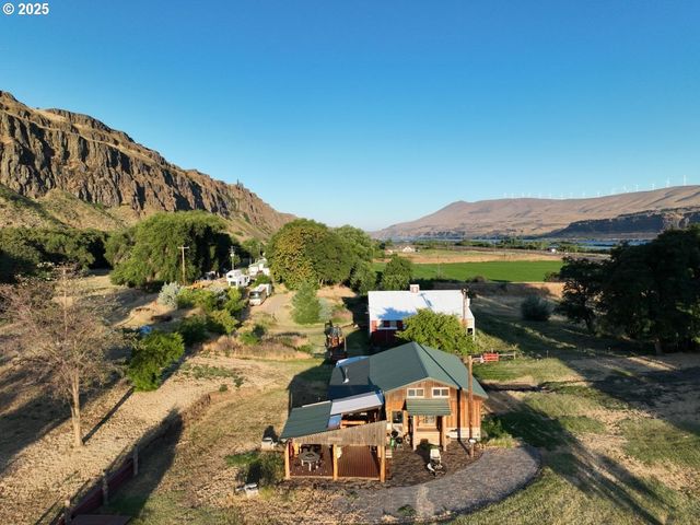 820 Biggs Rufus Hwy, Rufus, OR 97050