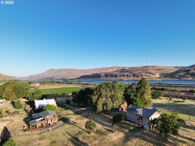 820 Biggs Rufus Hwy, Rufus, OR 97050