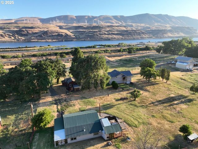 820 Biggs Rufus Hwy, Rufus, OR 97050