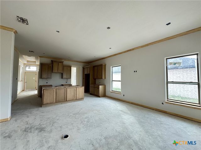 220 Desert Holly Drive, Temple, TX 76502