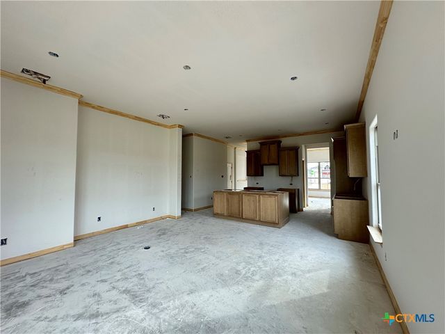 220 Desert Holly Drive, Temple, TX 76502