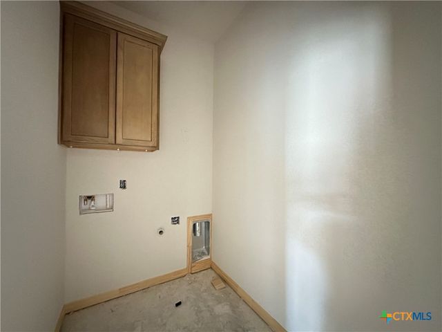 220 Desert Holly Drive, Temple, TX 76502