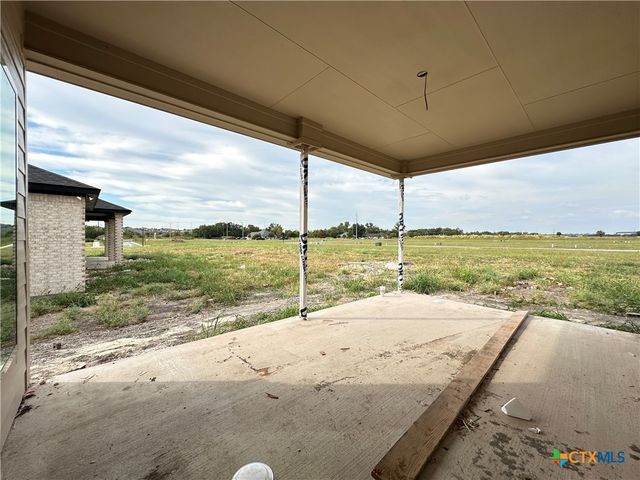 220 Desert Holly Drive, Temple, TX 76502