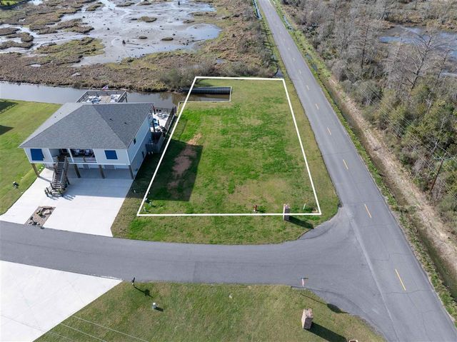 1991 Riviera Drive, Westlake, LA 70669