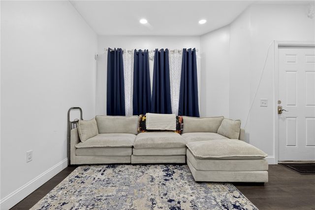 528 Charles Street, Providence, RI 02904