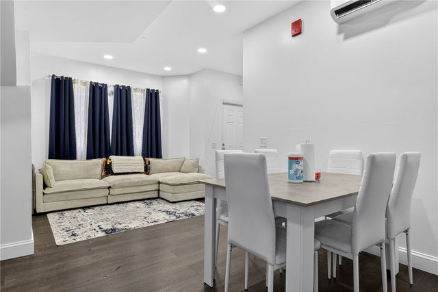 528 Charles Street, Providence, RI 02904