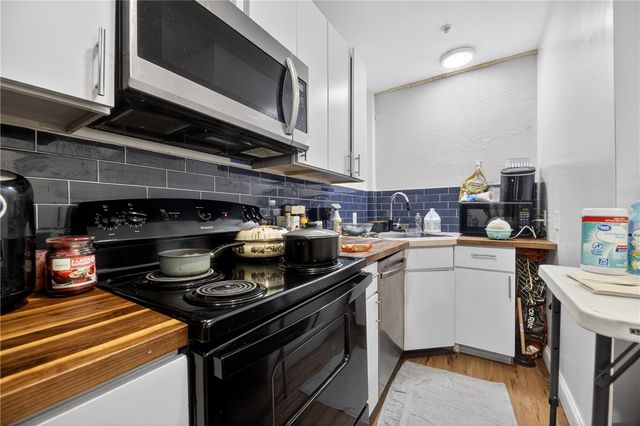 528 Charles Street, Providence, RI 02904