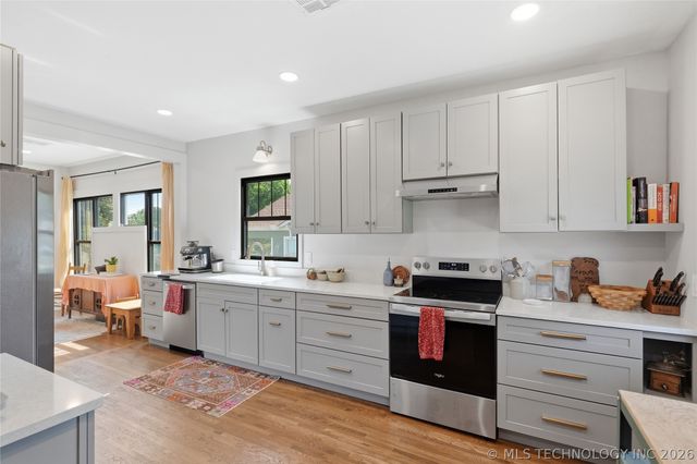 1314 W Easton Street, Tulsa, OK 74127