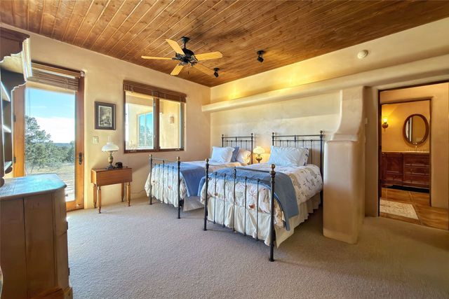 24 Picacho Peak, Santa Fe, NM 87506