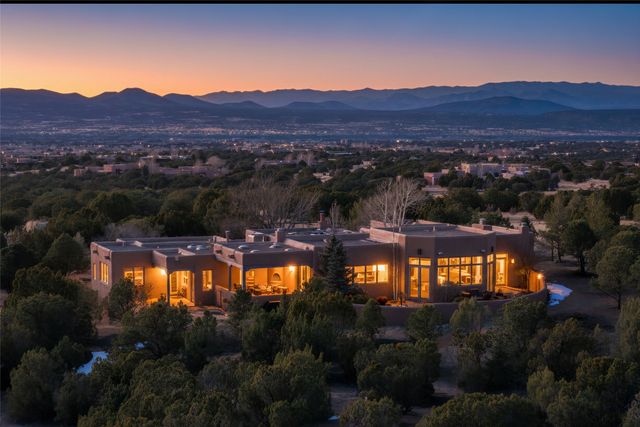 24 Picacho Peak, Santa Fe, NM 87506