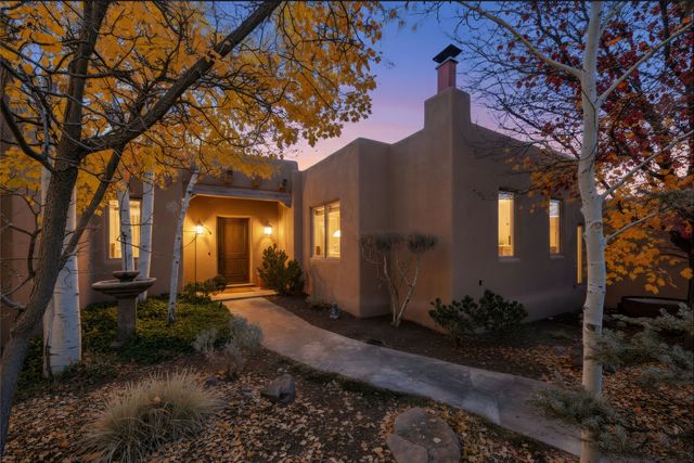 24 Picacho Peak, Santa Fe, NM 87506