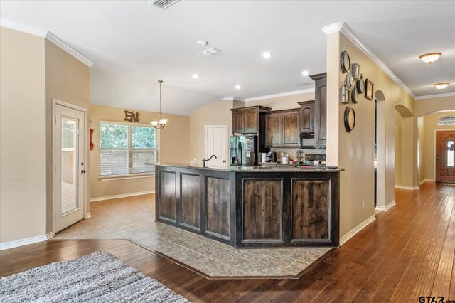 469 Cherokee, Rusk, TX 75785