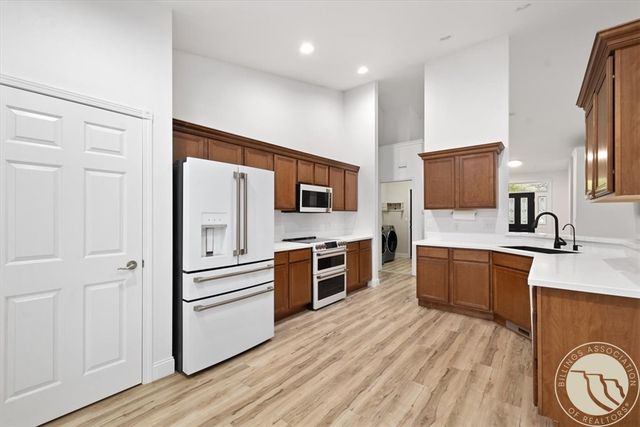 3713 Poly Drive, Billings, MT 59102