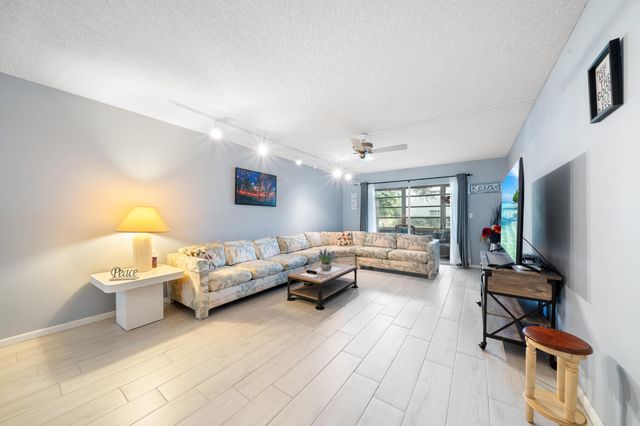 2504 ANTIGUA Terrace O1, Coconut Creek, FL 33066