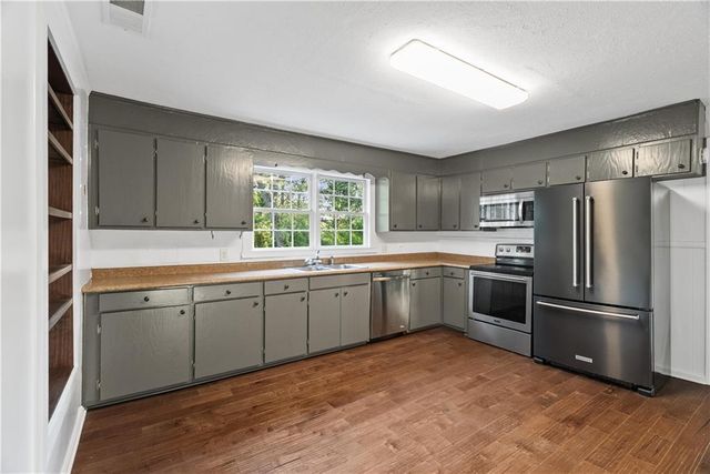 5688 Fairmount Highway SE, Calhoun, GA 30701