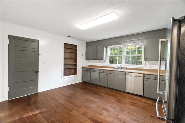 5688 Fairmount Highway SE, Calhoun, GA 30701