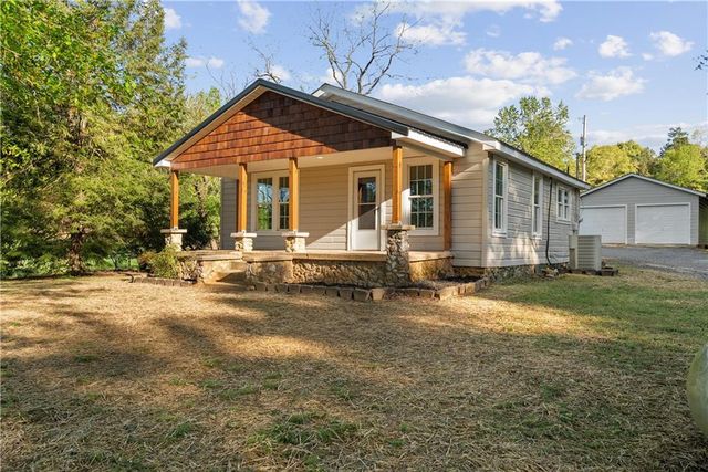 5688 Fairmount Highway SE, Calhoun, GA 30701