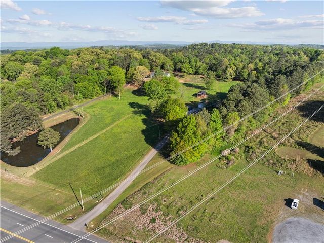5688 Fairmount Highway SE, Calhoun, GA 30701