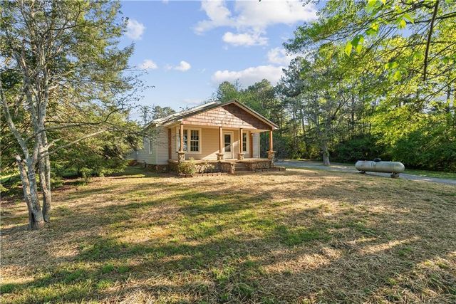 5688 Fairmount Highway SE, Calhoun, GA 30701