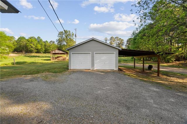 5688 Fairmount Highway SE, Calhoun, GA 30701