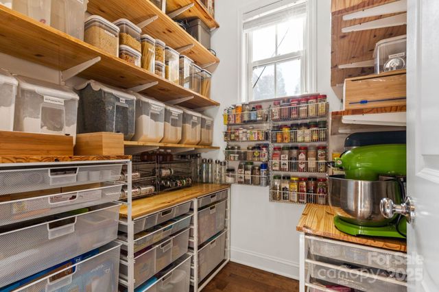 158 Eagles Landing Drive, Mooresville, NC 28117