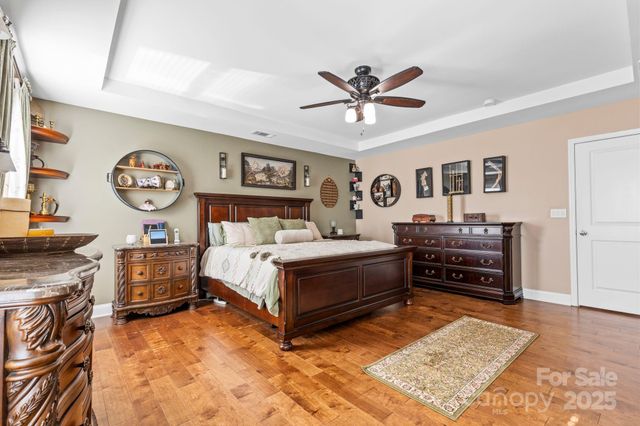 158 Eagles Landing Drive, Mooresville, NC 28117