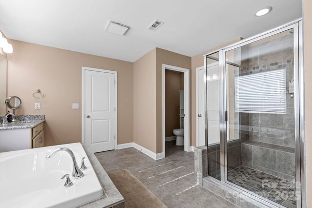 158 Eagles Landing Drive, Mooresville, NC 28117