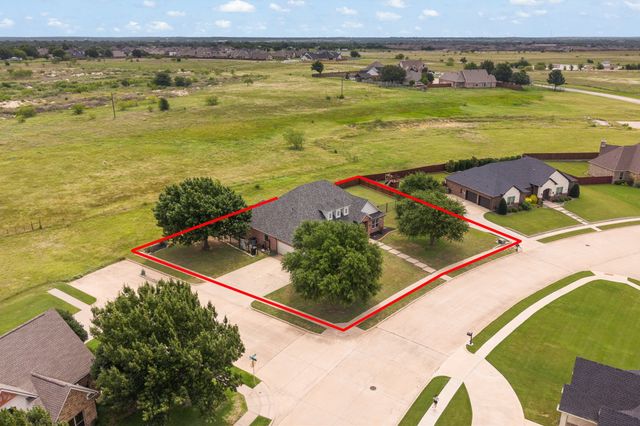 2211 Nottaway Drive, Cleburne, TX 76033
