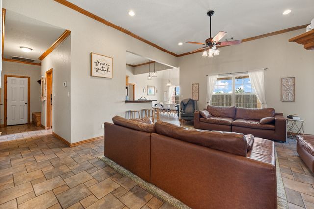 2211 Nottaway Drive, Cleburne, TX 76033