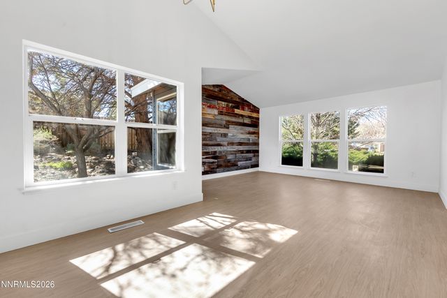 40 Eagle Claw Court, Reno, NV 89523