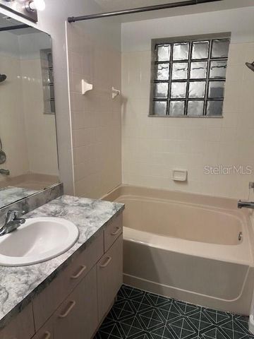 2507 WOODS EDGE CIRCLE, Orlando, FL 32817