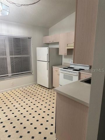 2507 WOODS EDGE CIRCLE, Orlando, FL 32817