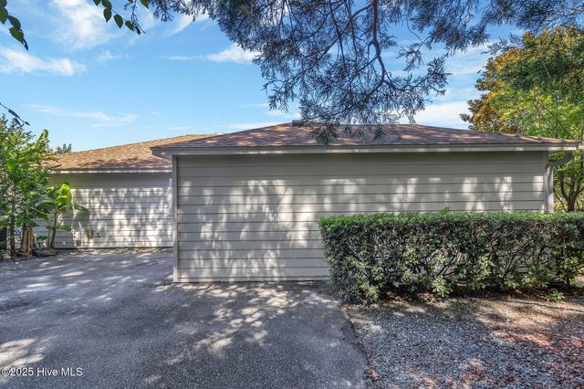 1035 Summerlin Falls Court, Wilmington, NC 28412