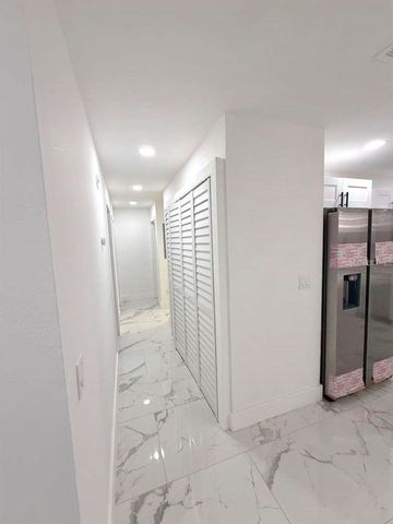 1048 NEWBERN STREET NE, Palm Bay, FL 32905