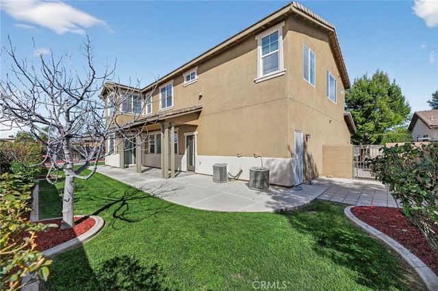 1819 Overland Court, Hemet, CA 92545